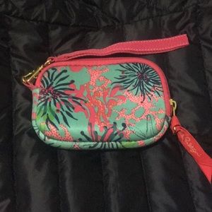 Lilly Pulitzer Bags - Lilly Pulitzer Wristlet Lilly Pulitzer Bags - Lilly Pulitzer Wristlet